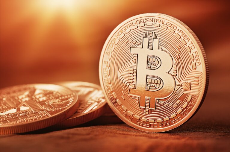 Chinese State Media Outlet Reposts BTC ‘Outshining’ Gold Prediction