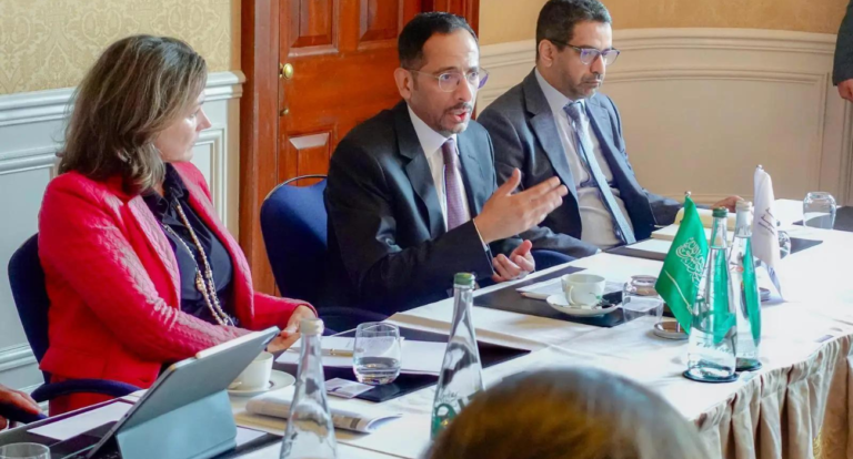 Saudi Minister of Industry Participates in Roundtable Meeting with a Number of Dutch Government Officials and Companies