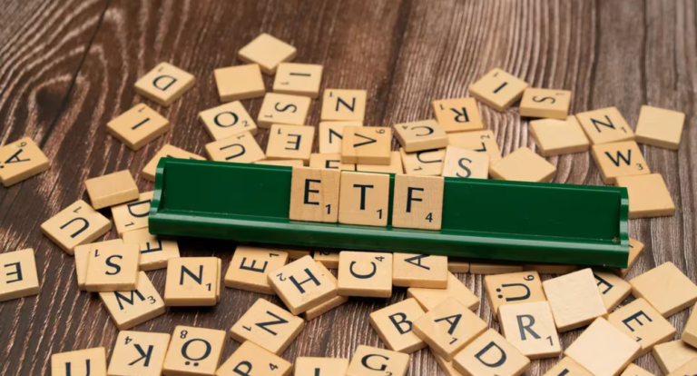 Bitcoin ETFs See $200M Net Outflows in Fed, CPI Jitters