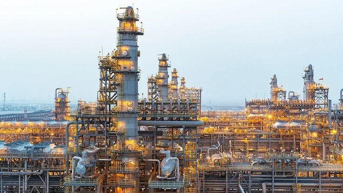 Saudi Aramco slashes December oil prices for Asian buyers